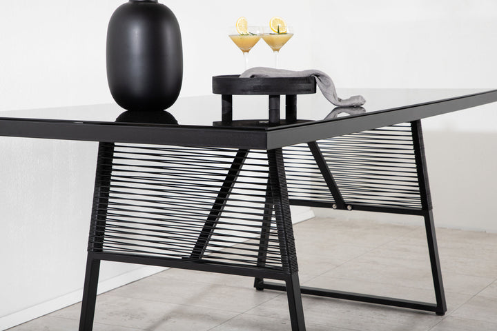 Venture Home Dallas Dining Table