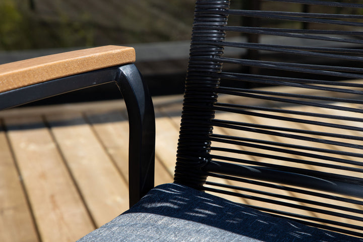Venture Home Dallas Dining Table