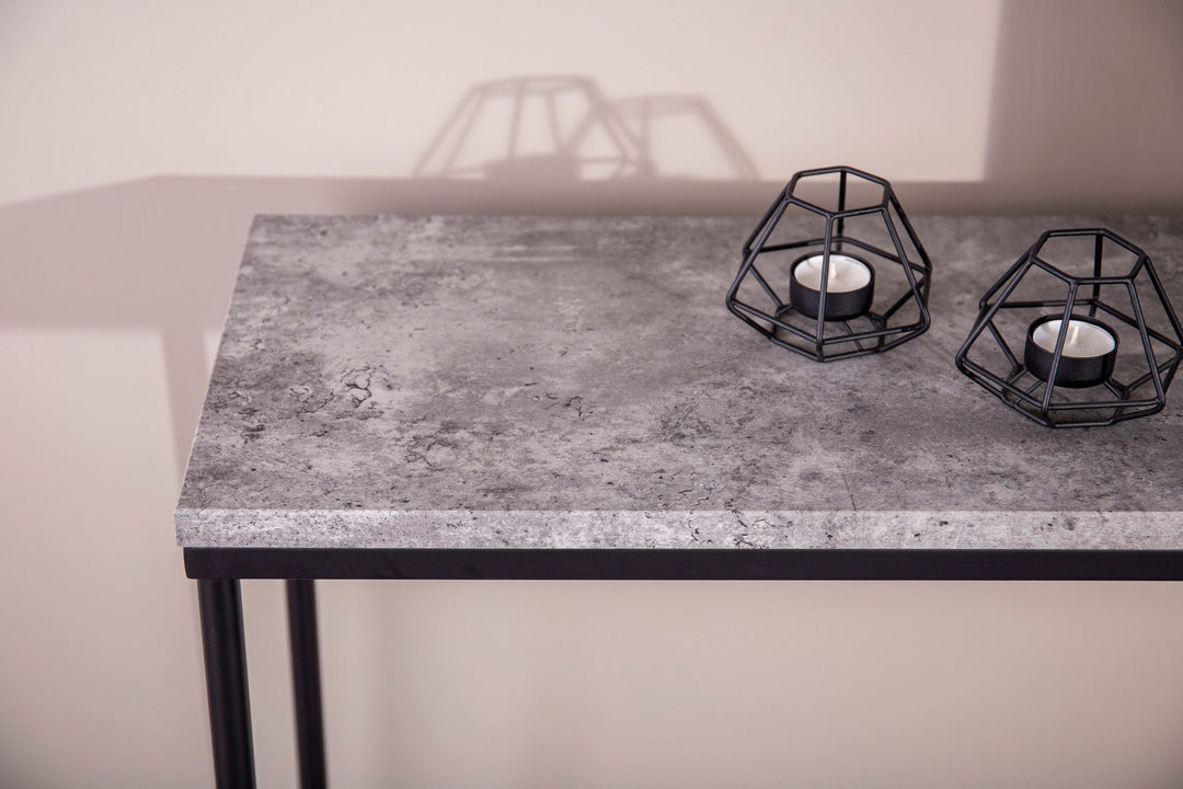 Venture Home Palace Side Table - Black / Concrete-look