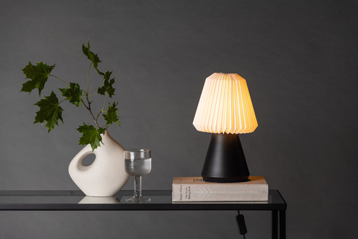 Venture Home Fjällen 20cm Table Lamp - Black /  White
