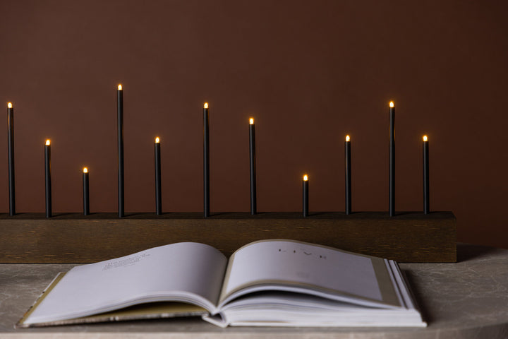 Venture Home Kungsberget 77cm Table Lamp - Walnut  /  Black Metal