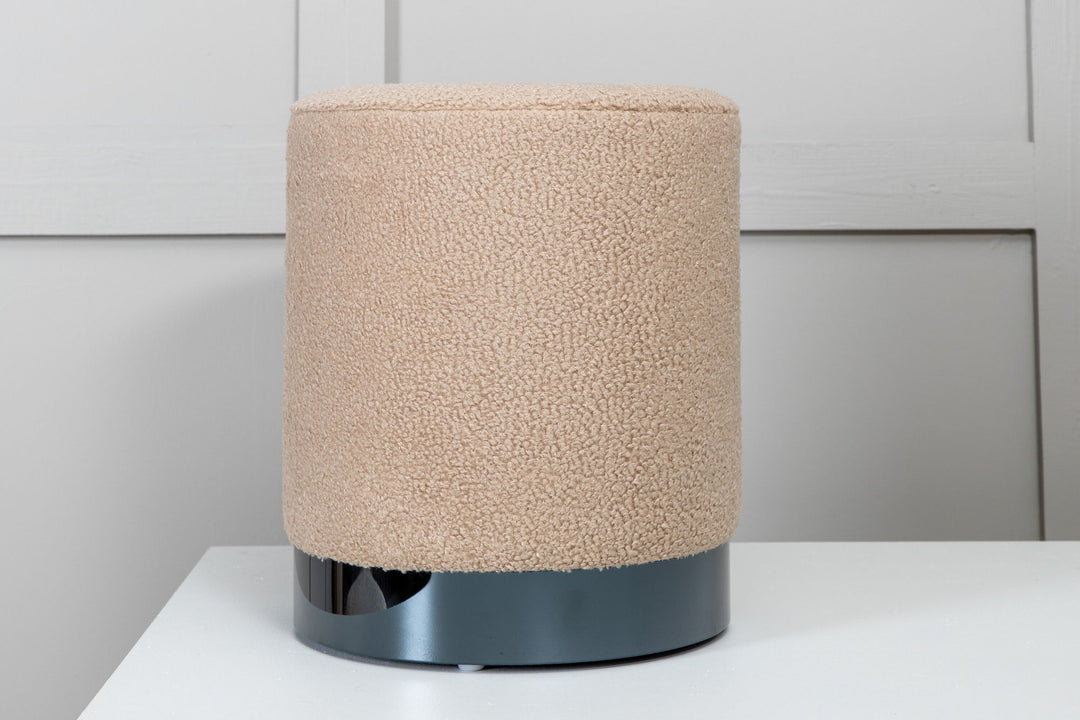 Venture Home Benji Pouf - Black / Beige Teddy
