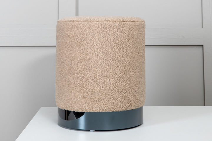 Venture Home Benji Pouf - Black / Beige Teddy