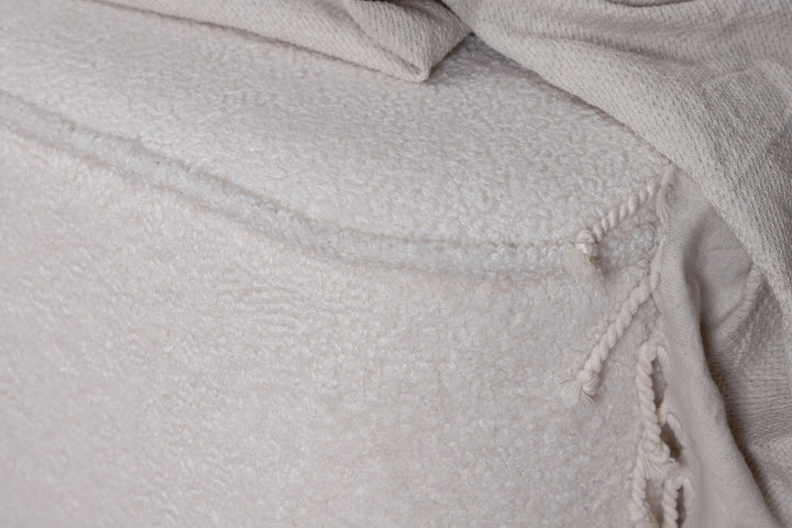 Venture Home Piff Pouf - / Offwhite Teddy