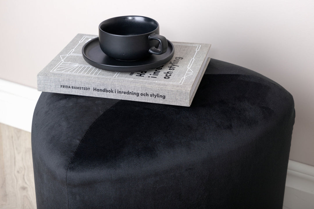 Venture Home Peg Pouf - / Black Velvet