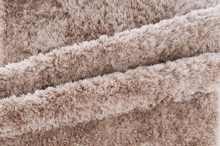Venture Home Grace Polyester Carpet - 300*400- Beige