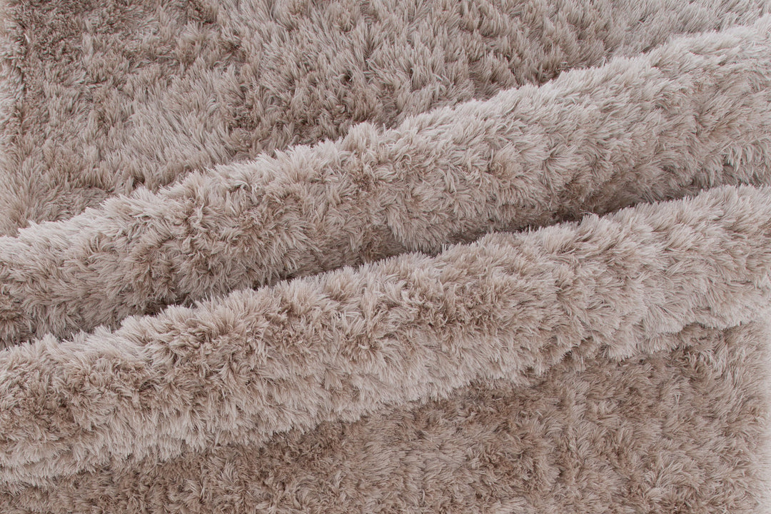 Venture Home Grace Polyester Carpet - 300*400- Beige