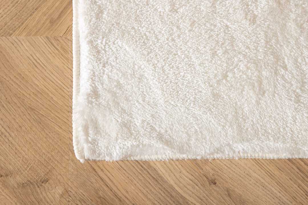 Venture Home Blanca Polyester Carpet - 200*300- White