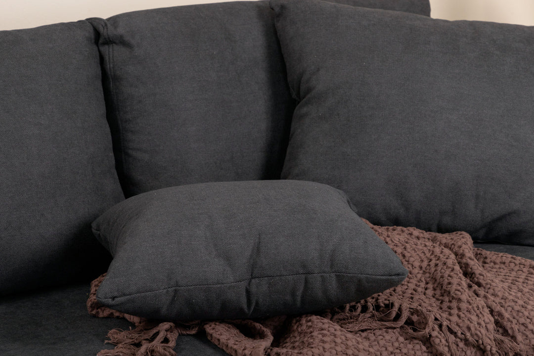 Venture Home Sofia Sofa - Black / Black Fabric