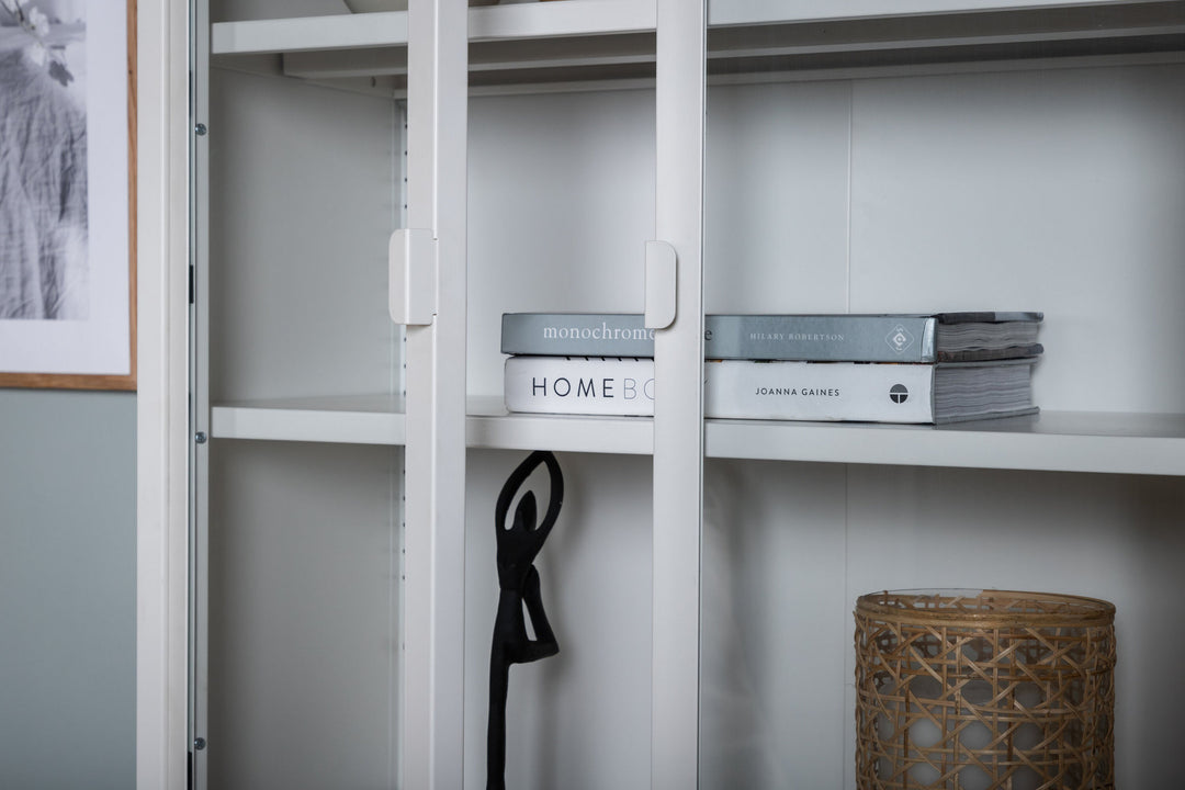 Venture Home Misha - High Wide Cabinet w shelf - White - Ersätts av 25359-201