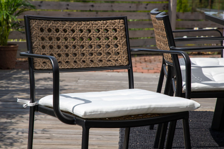 Venture Home Paola Dining Chair 4-pack - Black Steel / Nature Wicker / Black Cushion