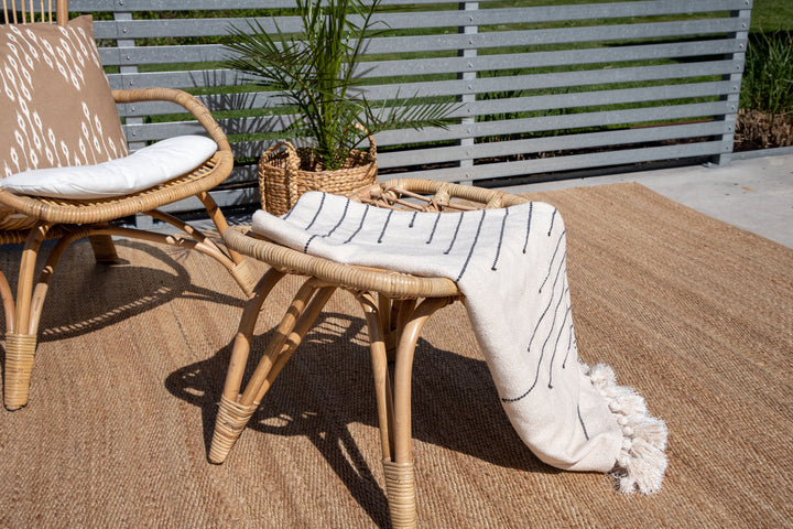 Venture Home Ella Lounge Chair - rattan / Offwhite Cushion. inc. Ottoman