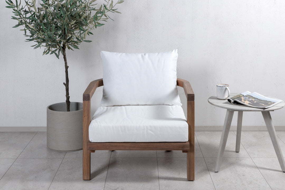 Venture Home Erica Single chair- acacia wire brushed/off white cushion