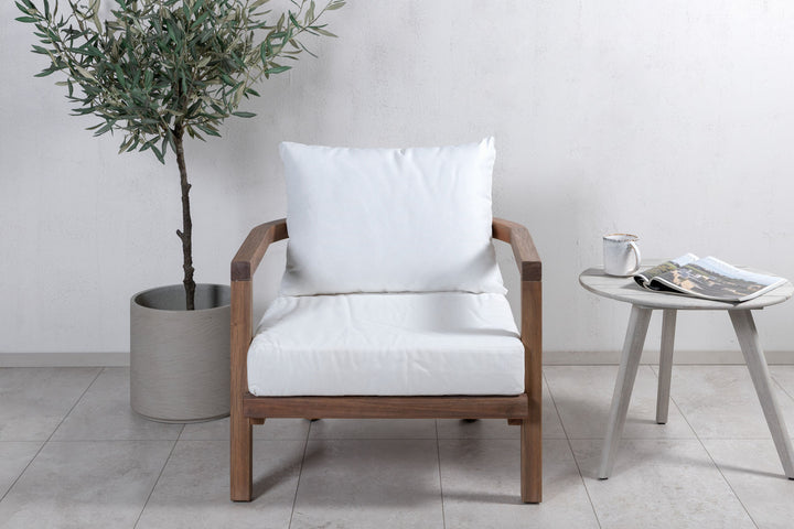 Venture Home Erica Single chair- acacia wire brushed/off white cushion