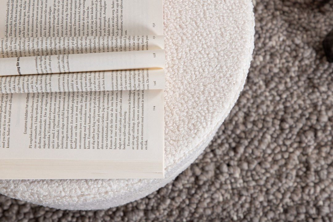 Venture Home Pot Pouf / Offwhite Teddy