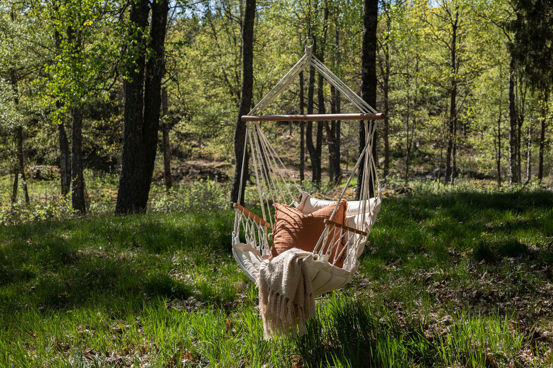 Venture Home Tapaz Swing Wood/Fabric - White /