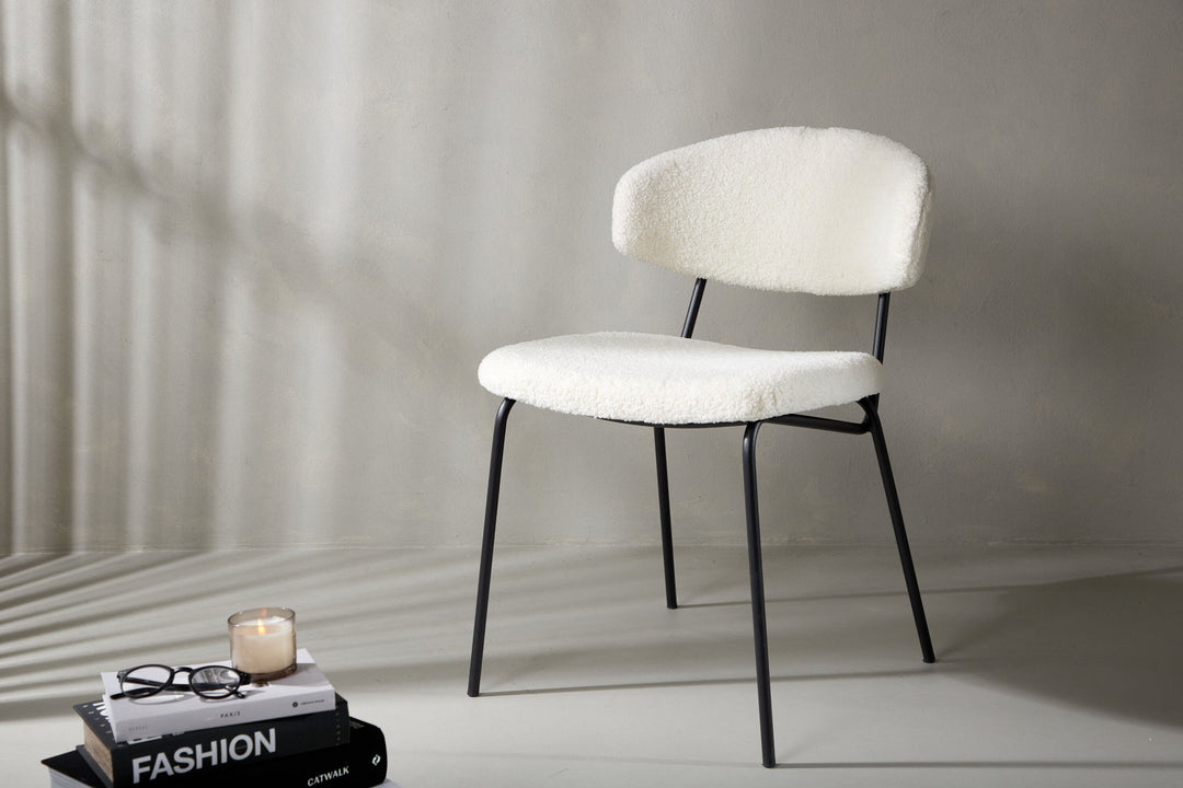 Venture Home Chico Dining Chair 2-pack - Black / White Boucle