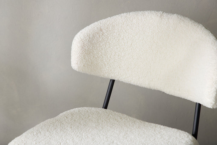 Venture Home Chico Dining Chair 2-pack - Black / White Boucle