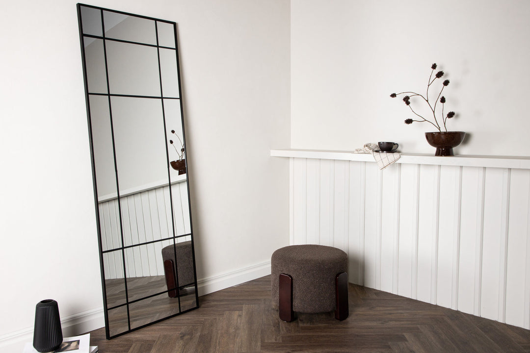 Venture Home Lake Large Mirror - Matte black / Clear Mirror glass