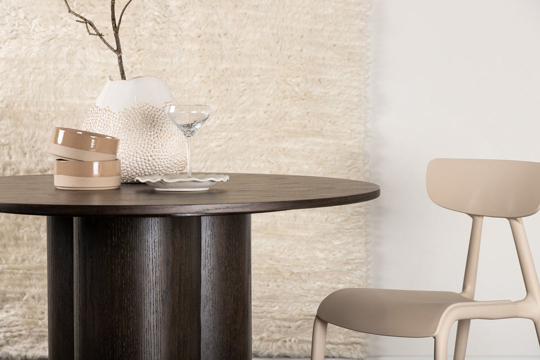 Venture Home Olivia Dining Table - Mocca / Mocca Veneer