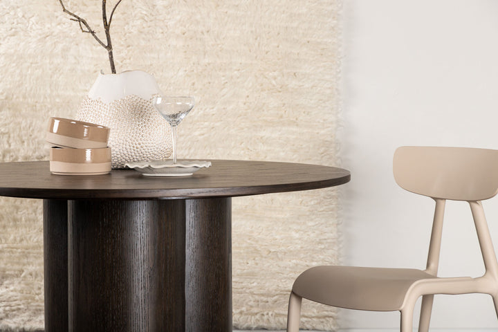 Venture Home Olivia Dining Table - Mocca / Mocca Veneer