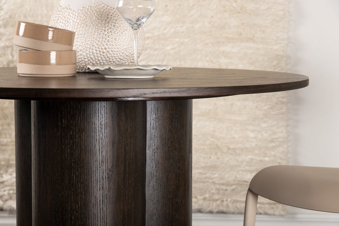 Venture Home Olivia Dining Table - Mocca / Mocca Veneer