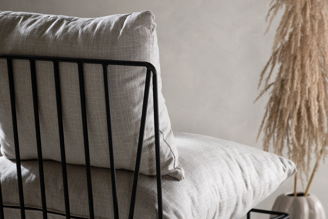 Venture Home Livonia Single Sofa - Black / Linen fabric