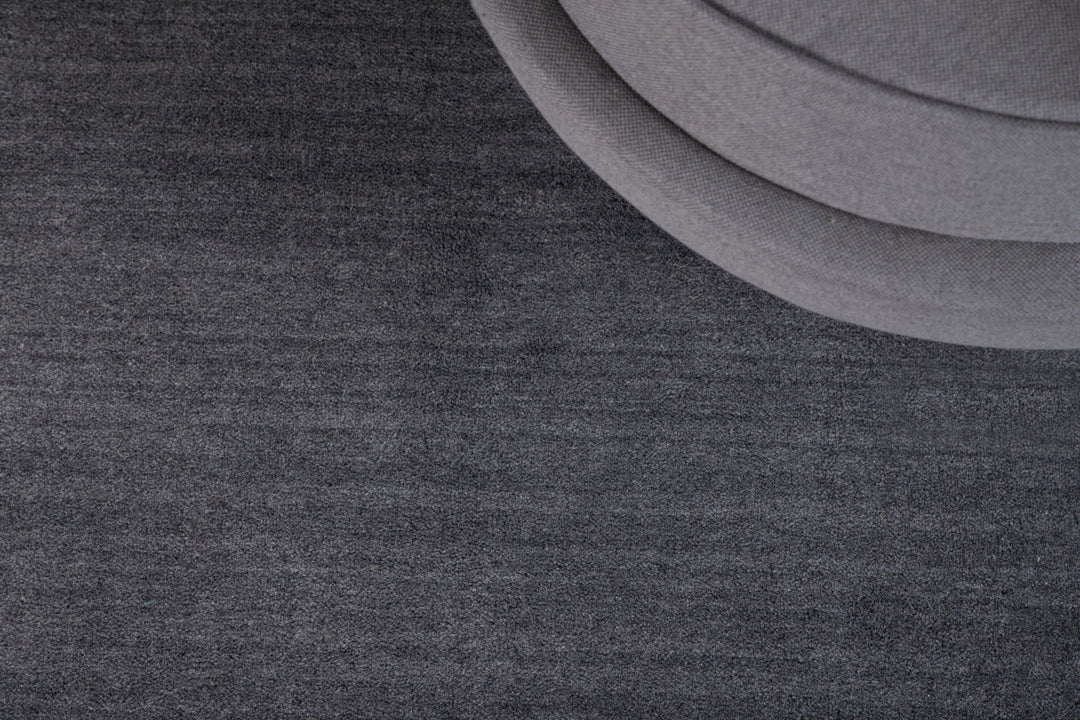 Venture Home Ulla - Wool / Polyester Carpet - Dark Grey - L250*B350