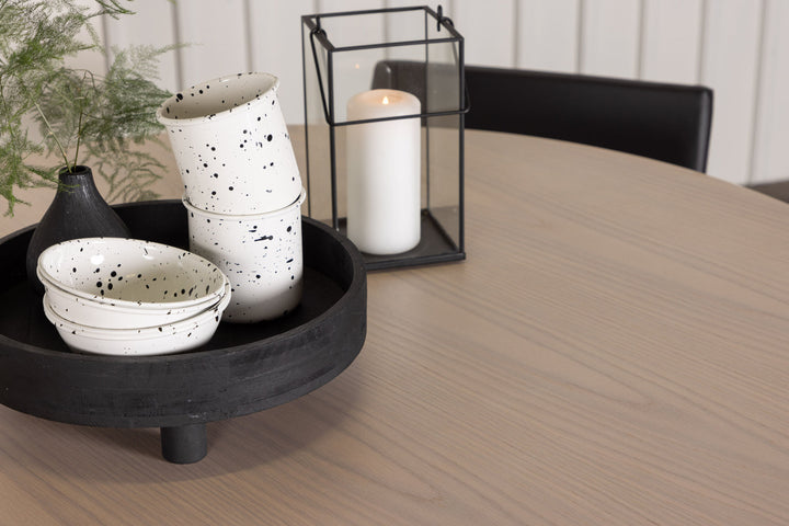 Venture Home OliviaDiningTable-WhiteWashVeneer+KenthChair-Black/BlackPU_4