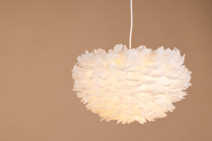 Venture Home Nicola - Medium Pendant Lamp - White / White artificial feather