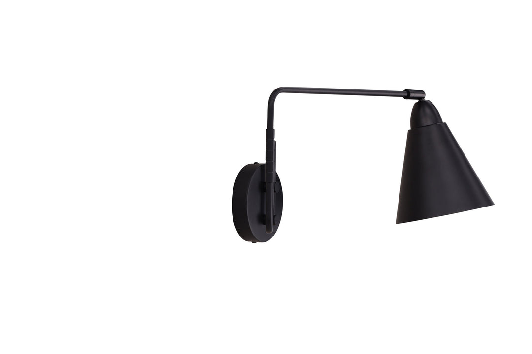 Venture Home Amicola Wall Lamp - Black / Black