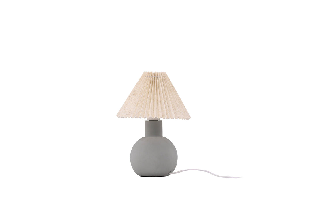Vind Älvsborg Table Lamp - Concrete / Brown Fabric