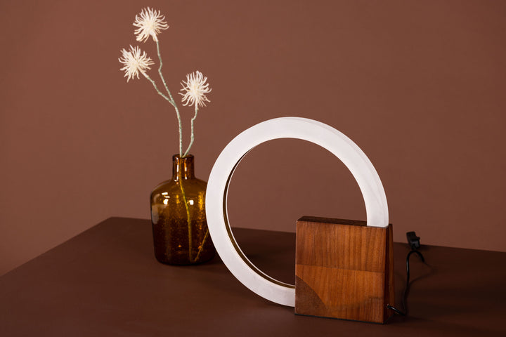 Venture Home Brive Table Lamp - Dark walnut/Mocca / White acrylic