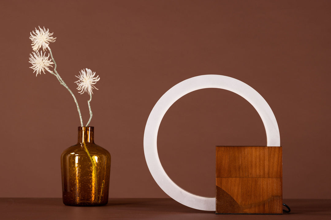 Venture Home Brive Table Lamp - Dark walnut/Mocca / White acrylic