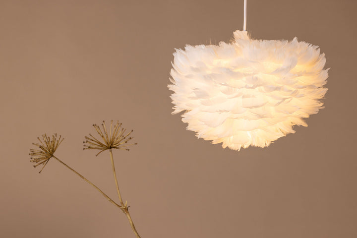 Venture Home Nicola - Small Pendant Lamp - White / White artificial feather