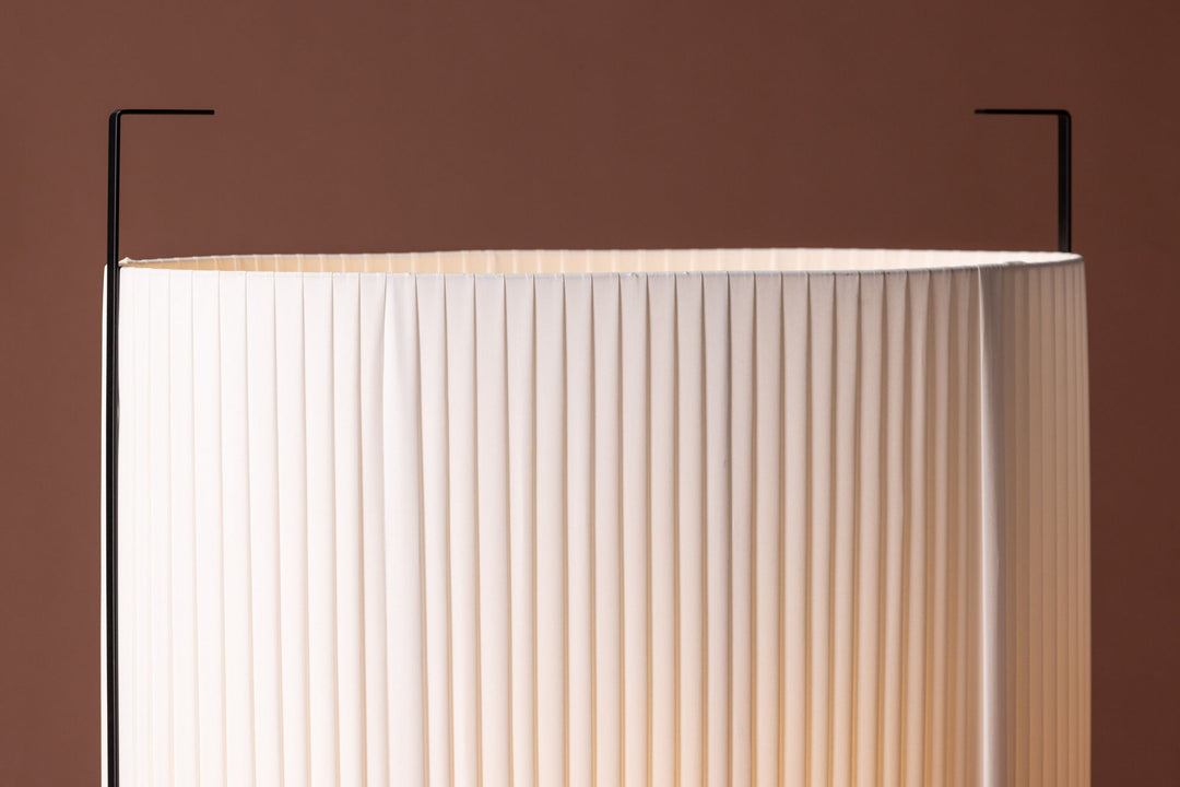 Venture Home Rennes - Large Floor Lamp - Black / White fabric