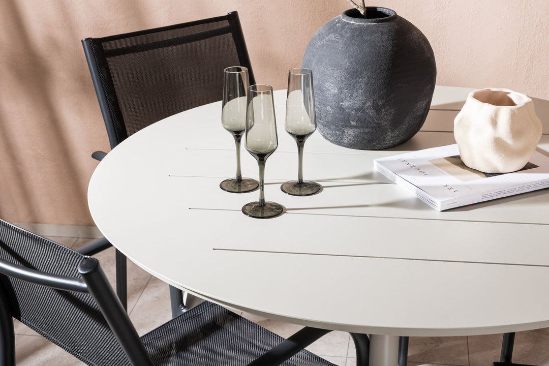Venture Home Lina Dining Table - Beige - Round 120 cm _1+ Santorini Arm Chair (Stackable) - Black alu / Black Textilene _4