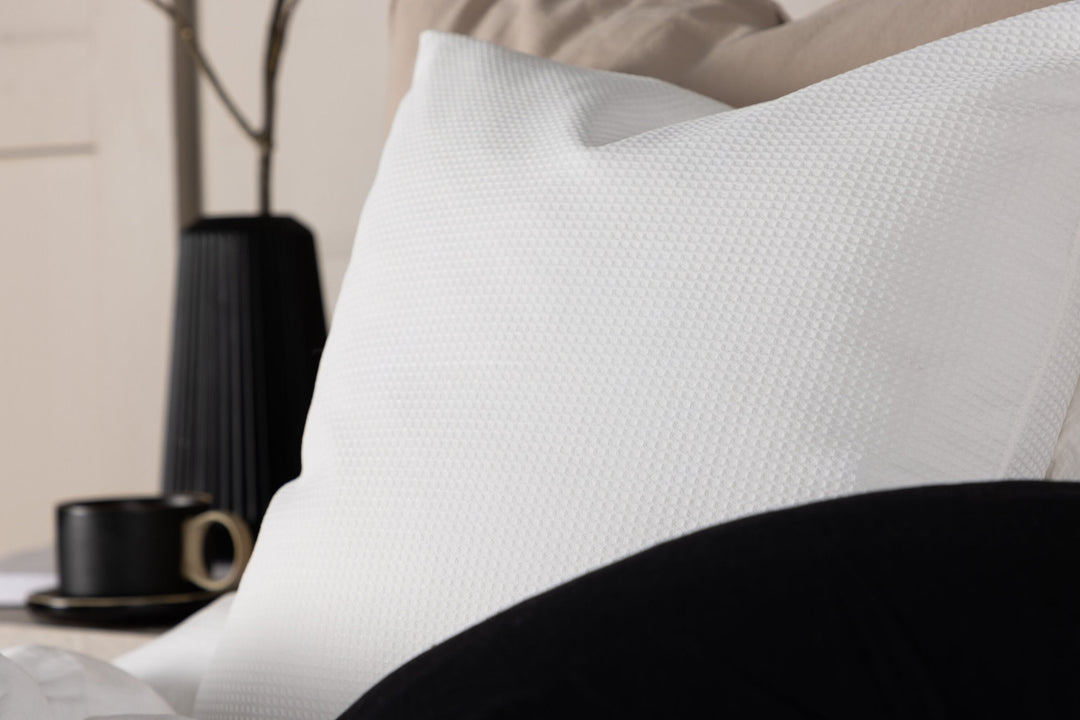 Venture Home Celine Cushion Cover Poly Waffle - White 50x50