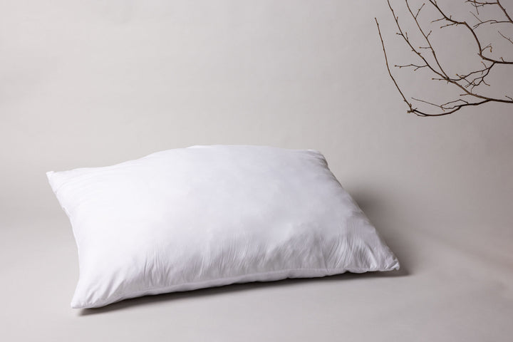 Venture Home Iris Cushion inner Poly mircofiber - White / 70x100