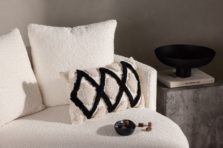 Venture Home Emelie Cushion Cover Polycotton - Black/White / 30x50