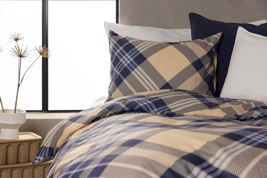 Venture Home Aurora Bedset - White/Beige 200x150+50x60cm
