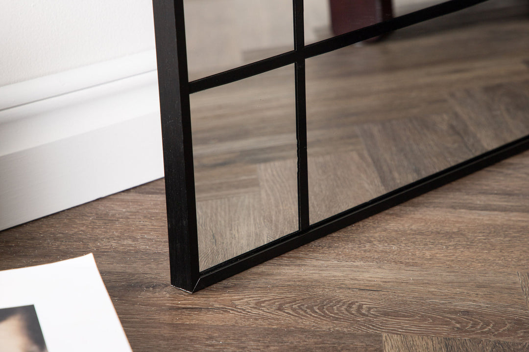 Venture Home Lake Small Mirror - Black / Clear Mirror glass