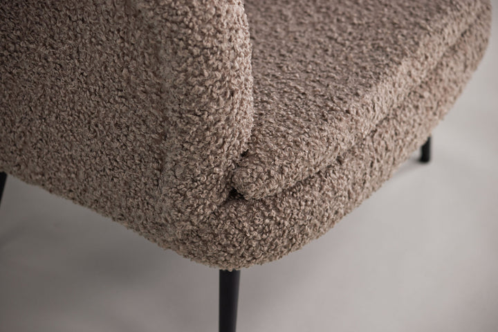 Vind Nordkoster Single Sofa - Matte Black / Dark Beige Teddy