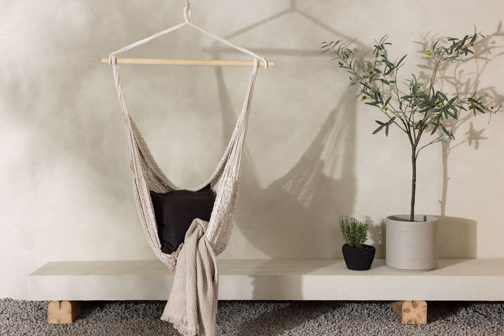 Venture Home Kalino Swing Fabric - Offwhite /