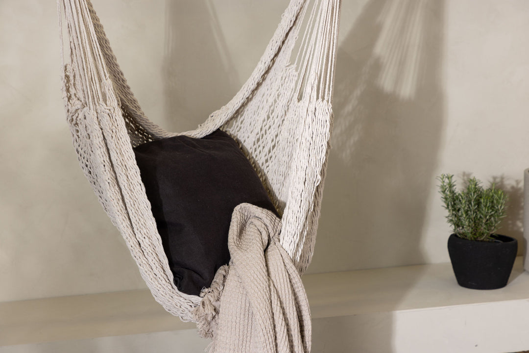 Venture Home Kalino Swing Fabric - Offwhite /