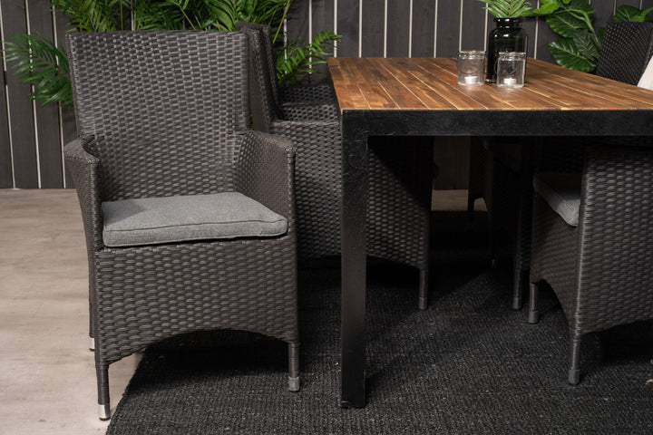 Venture Home Bois Dining table 200*100cm - Black Legs / Acacia +Malin Arm Chair with cushion