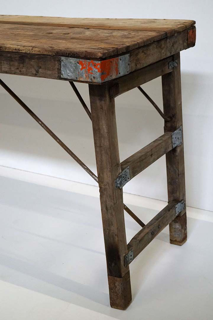 Trademark Living Goa gammelt spisebord i træ