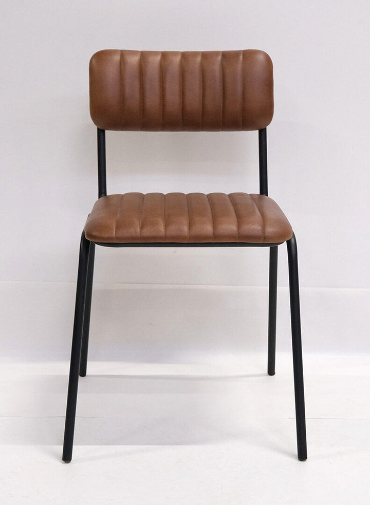 Trademark Living Diner spisebordsstol med quiltet læder - brun/sort