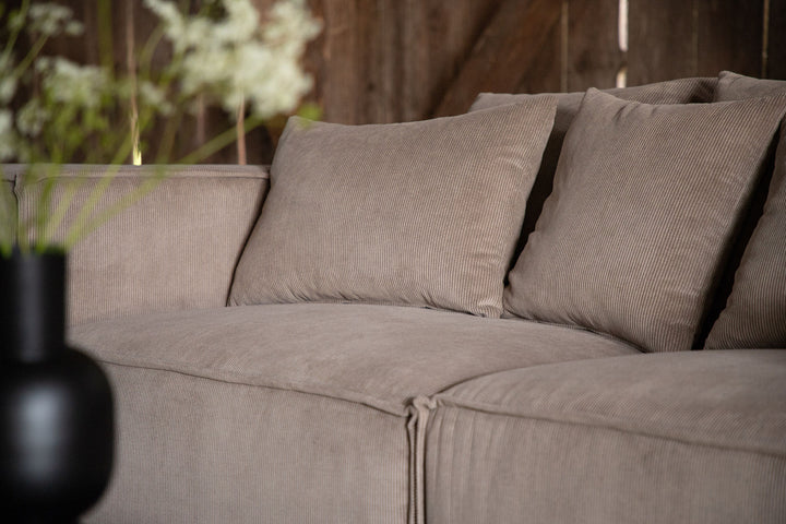 Vind Gillholmen Sofa - Brown / Manchester