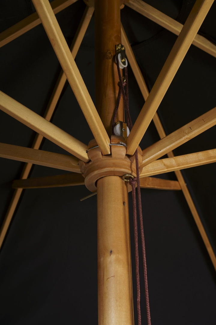 Venture Home Ixos Umbrella - ø300 - Wood / Black Fabric